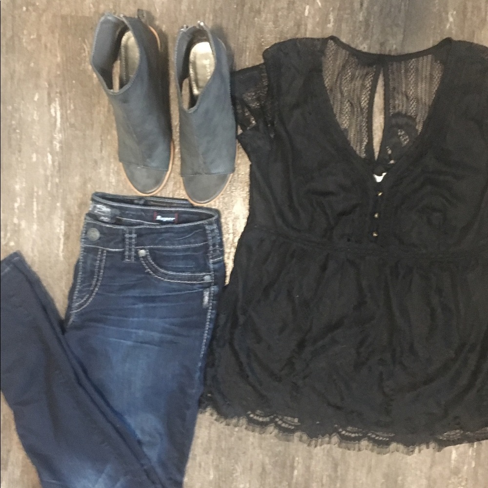 NWT Medium Black Maurices Lace Top